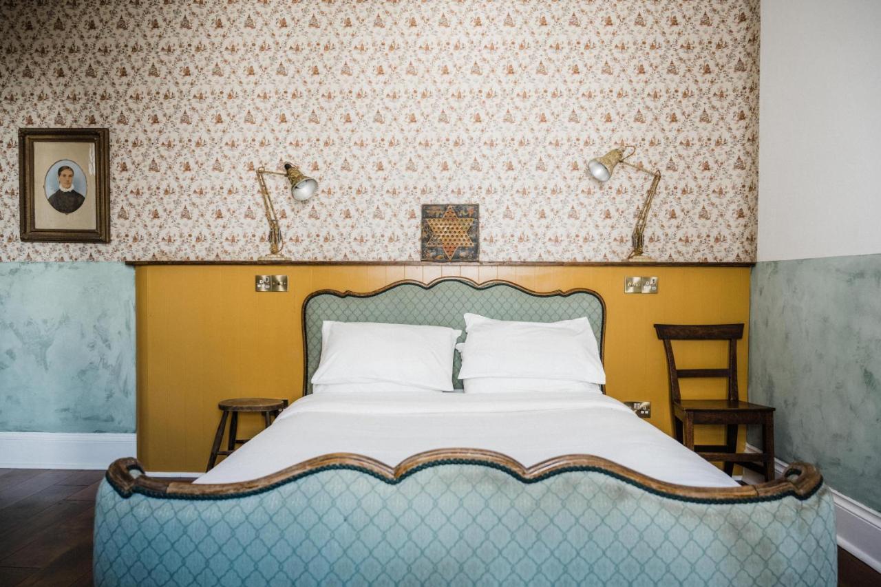 The Crooked Swan Otel Crewkerne Dış mekan fotoğraf