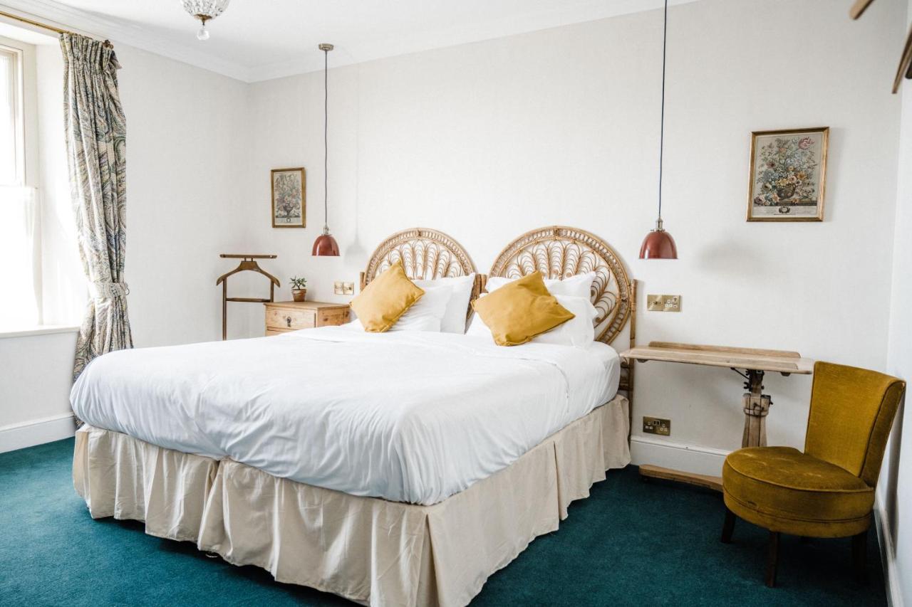 The Crooked Swan Otel Crewkerne Dış mekan fotoğraf