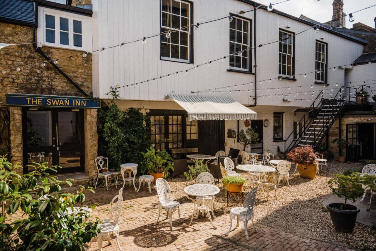 The Crooked Swan Otel Crewkerne Dış mekan fotoğraf