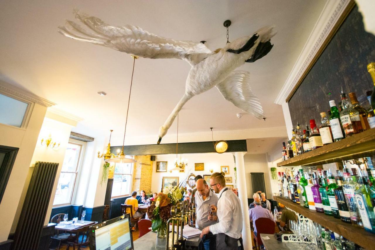 The Crooked Swan Otel Crewkerne Dış mekan fotoğraf